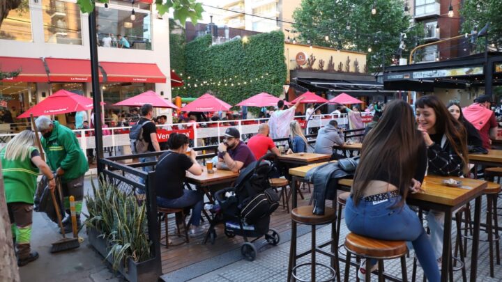 SE CONFORMÓ EL «DISTRITO LANUSITA», EL POLO GASTRONÓMICO DE LANÚS OESTE CON MAS DE 50 LOCALES