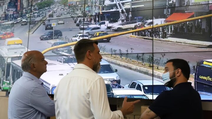 SEGURIDAD: LANÚS PONE EN FUNCIONAMIENTO LA CÁMARA NÚMERO 950