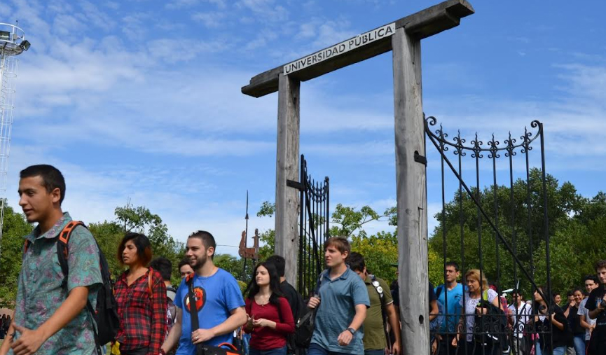 La UNLa celebra la llegada de la primavera con un festival abierto a toda la comunidad La UNLa celebra la llegada de la primavera con un festival abierto a toda la comunidad